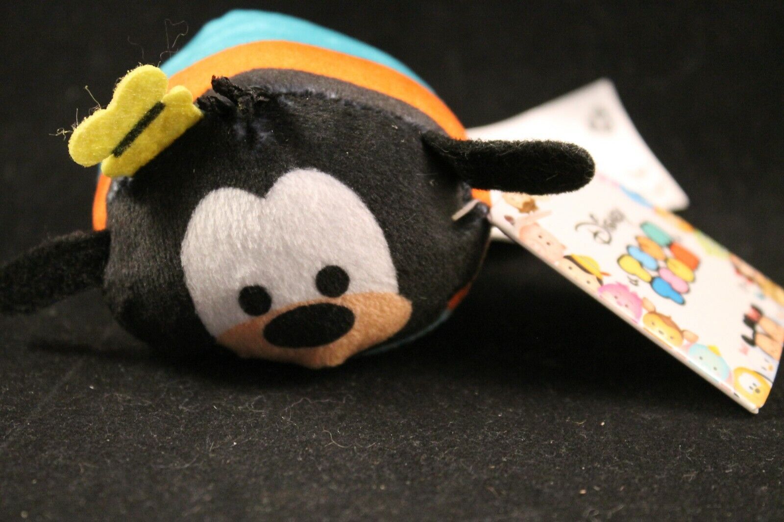 Disney Tsum Tsum - Goofy - Mickey Mouse & Friends - Mini  Plush - New With Tags