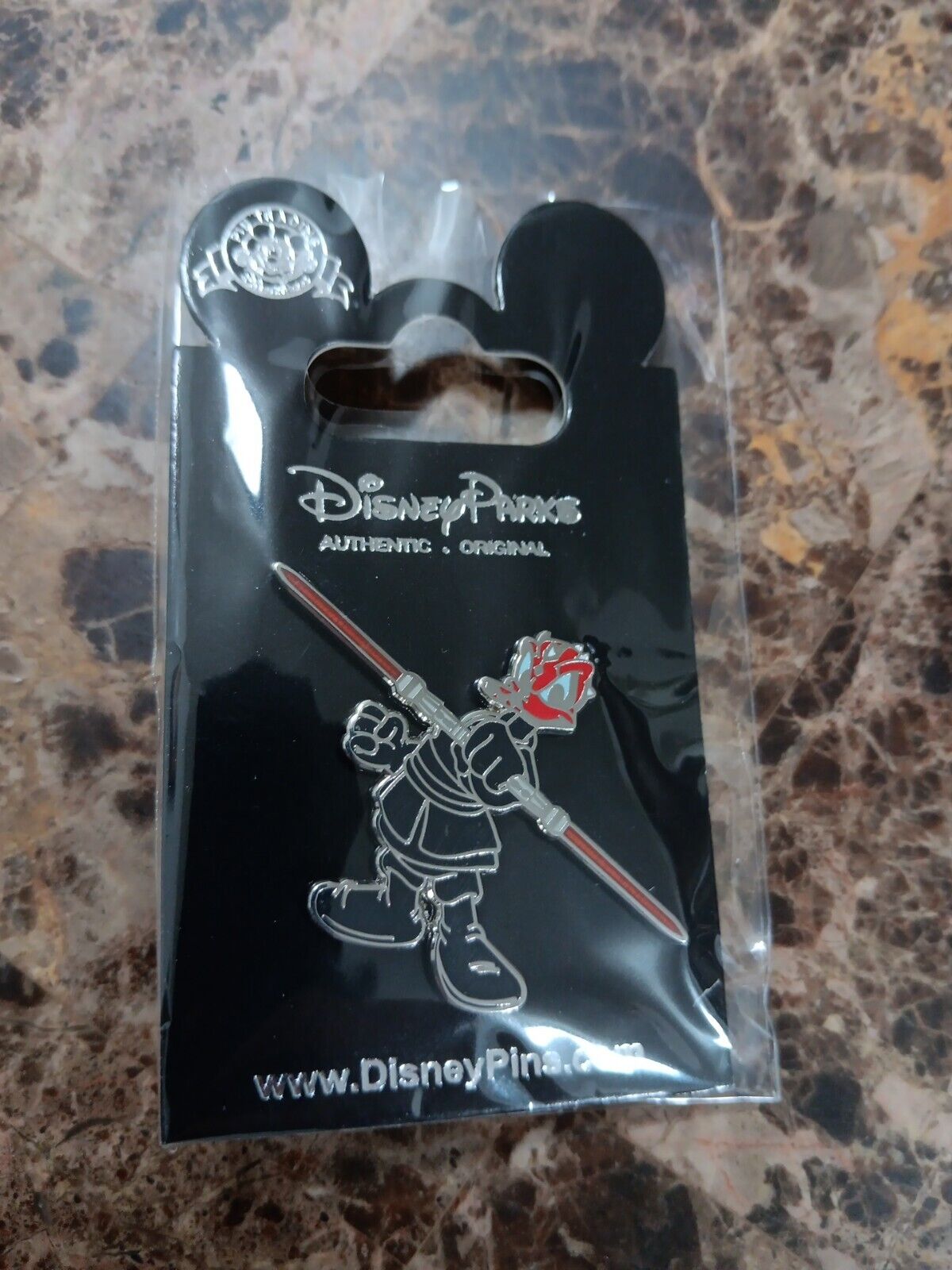 DISNEY STAR WARS MYSTERY PIN DONALD DUCK AS SITH DARTH MAUL WITH LIGHTSABER