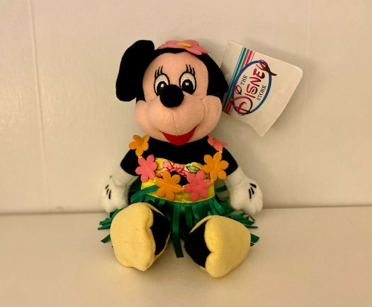 Disney Store Tourist Minnie Mouse Mini Bean Bag Plush Set