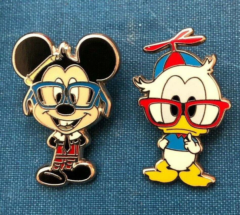 lot of 2 disney trading pins mickey mouse donald duck nerd glasses student study