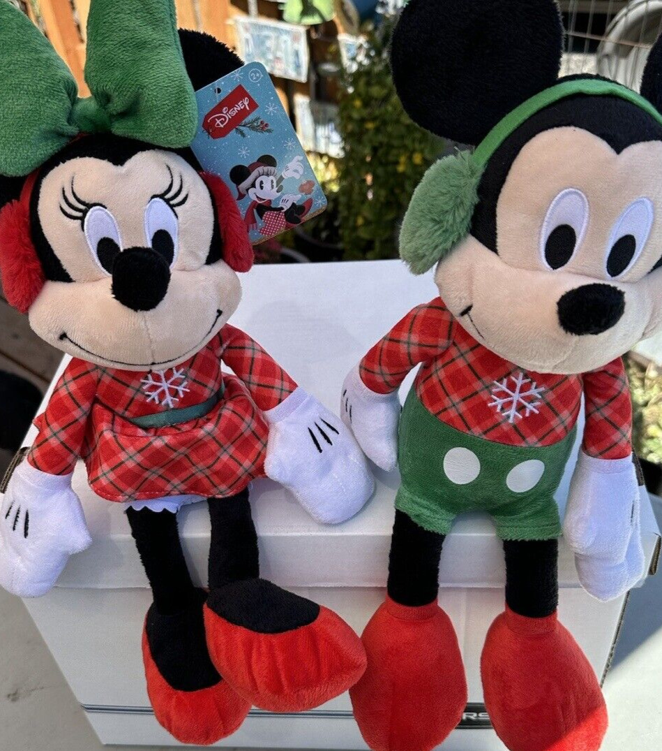 Mickey and Mini Mouse Disney Holiday Plush Bundle - 15\