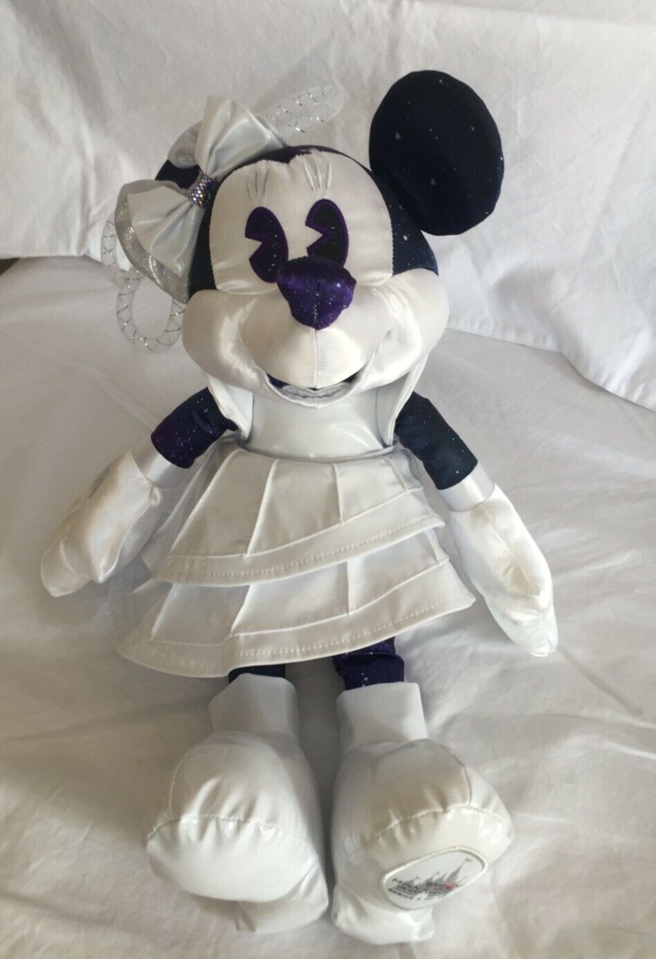Minnie Mouse Main Attraction Plush January Space Mountain 
