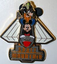 WDW - Space Mountain - Slider - Mickey Mouse & Goofy picture