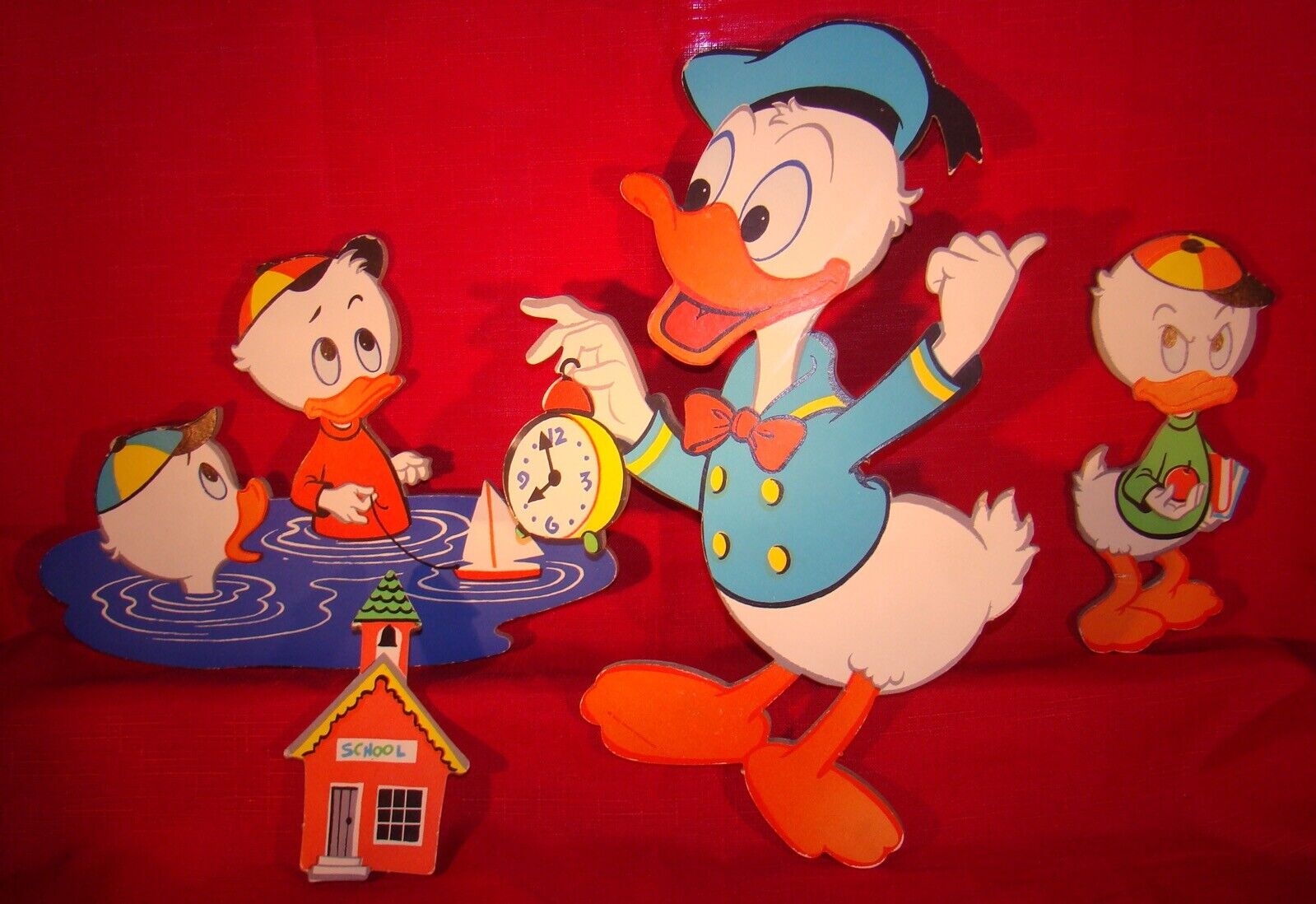 DONALD DUCK & NEPHEWS “SCHOOL DAYS PIN-UPS” 1950’s WALL PLAQUES - 65 YEARS OLD