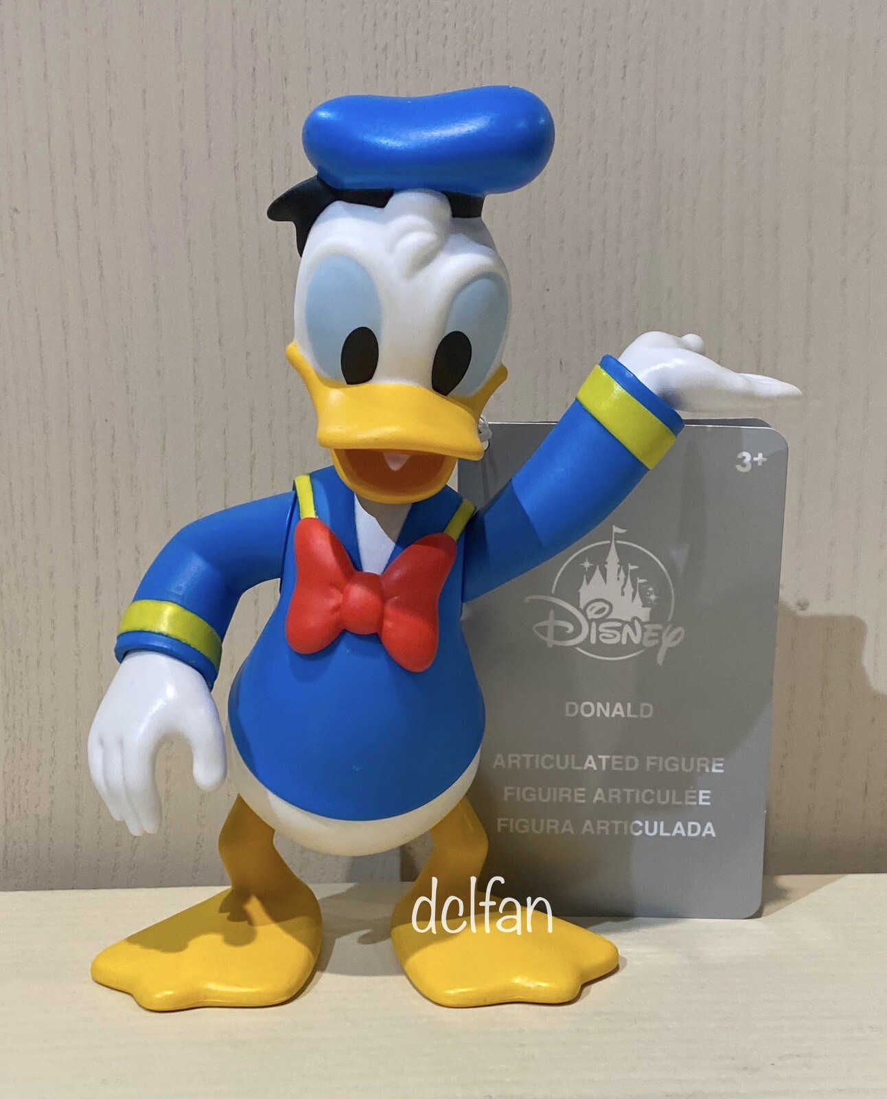 2025 Disney World Parks Donald Duck Articulated Plastic Figure NEW