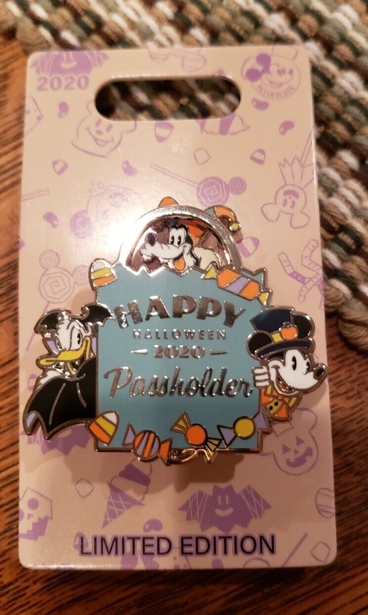 Disney Parks Happy Halloween 2020 Pin Passholder LE 5000 Mickey Donald Goofy NOC