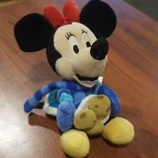Minnie Mouse with Cookie Mini Bean Bag Disney Plush Winter picture