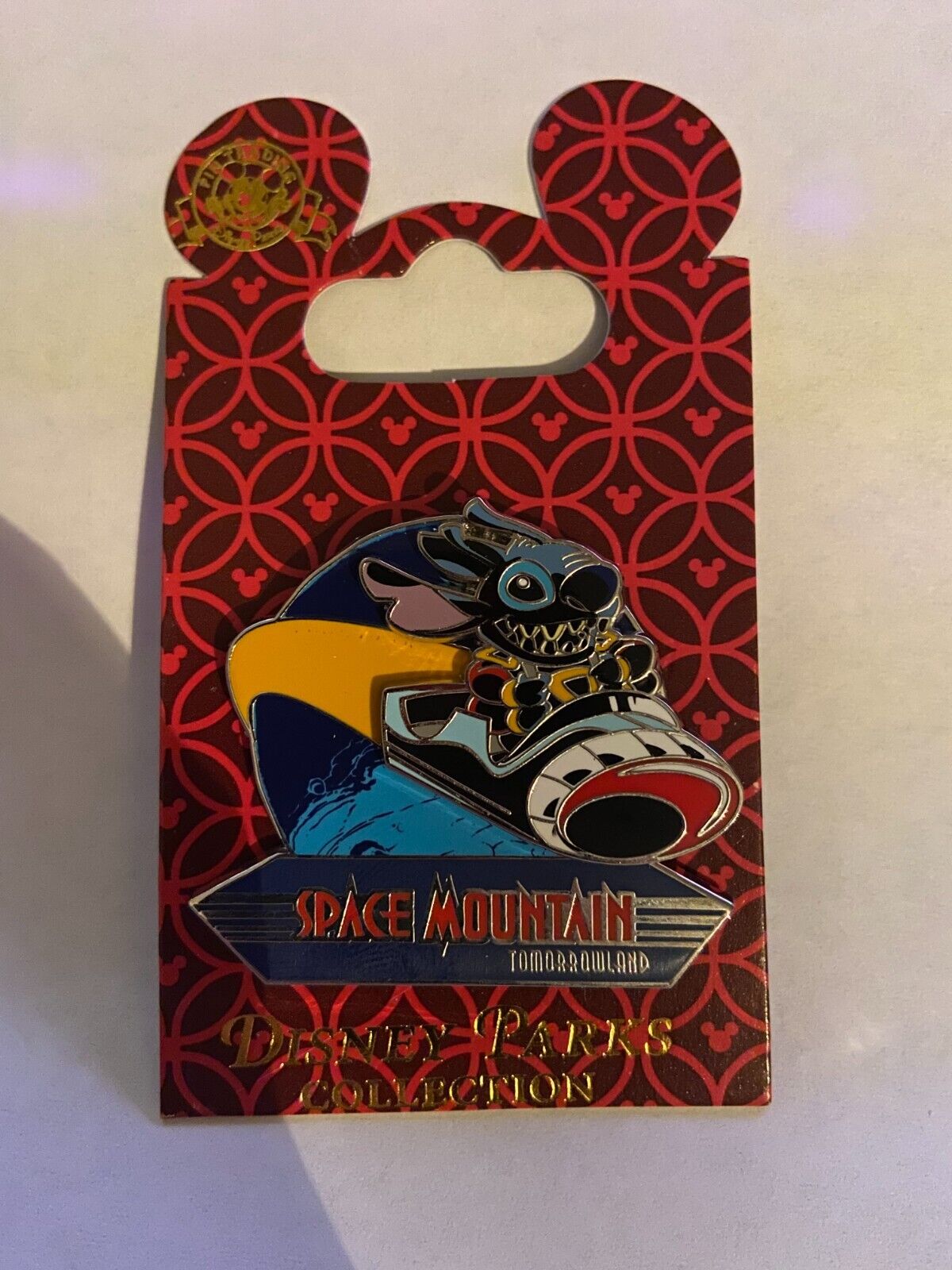 Brand New Disney Parks Collection Stich Space Mountain Pin 