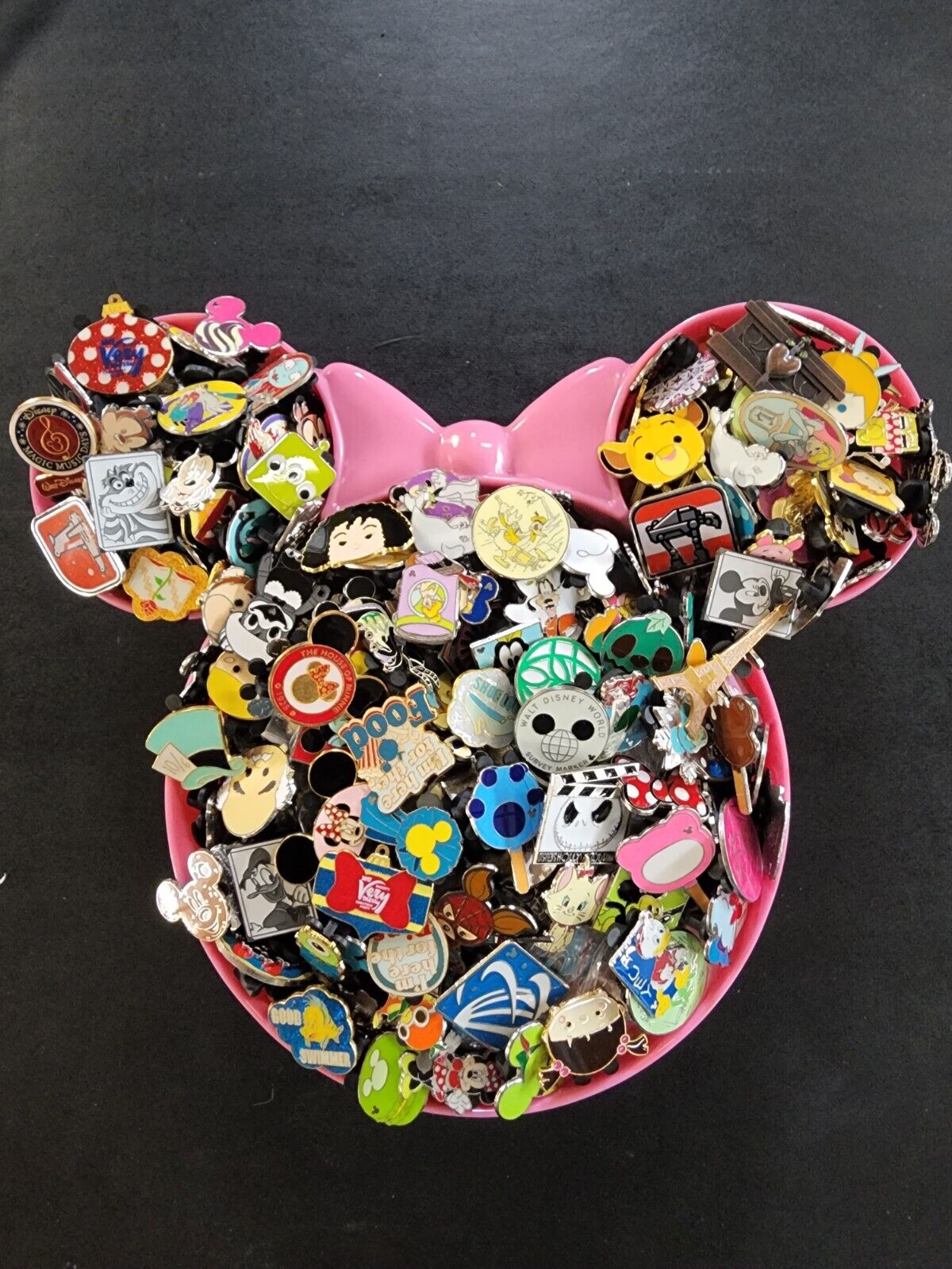 DISNEY PIN TRADING LOT 100, NO DOUBLES, FREE PRIORITY SHIP, TRADABLE