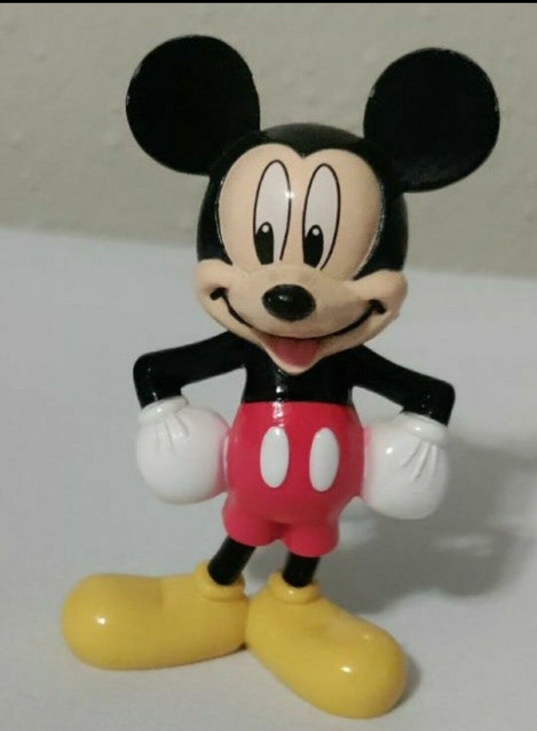 Mickey Mouse mini figure