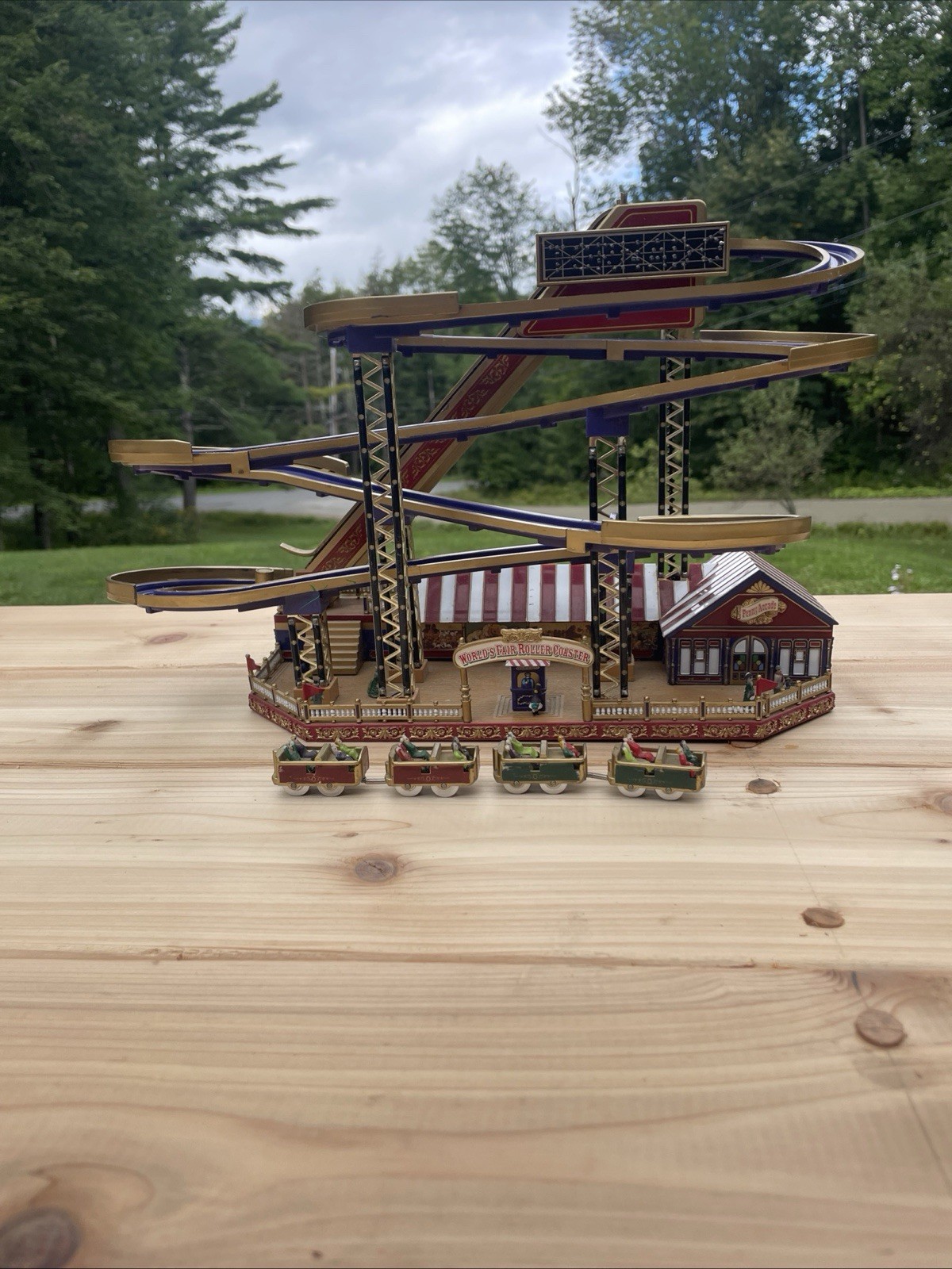 Gold Label World's Fair Tornado Roller Coaster EVERYTHING WORKS BUT THE SOUND. Gold Label World's Fair Tornado Roller Coaster EVERYTHING WORKS BUT THE SOUND.