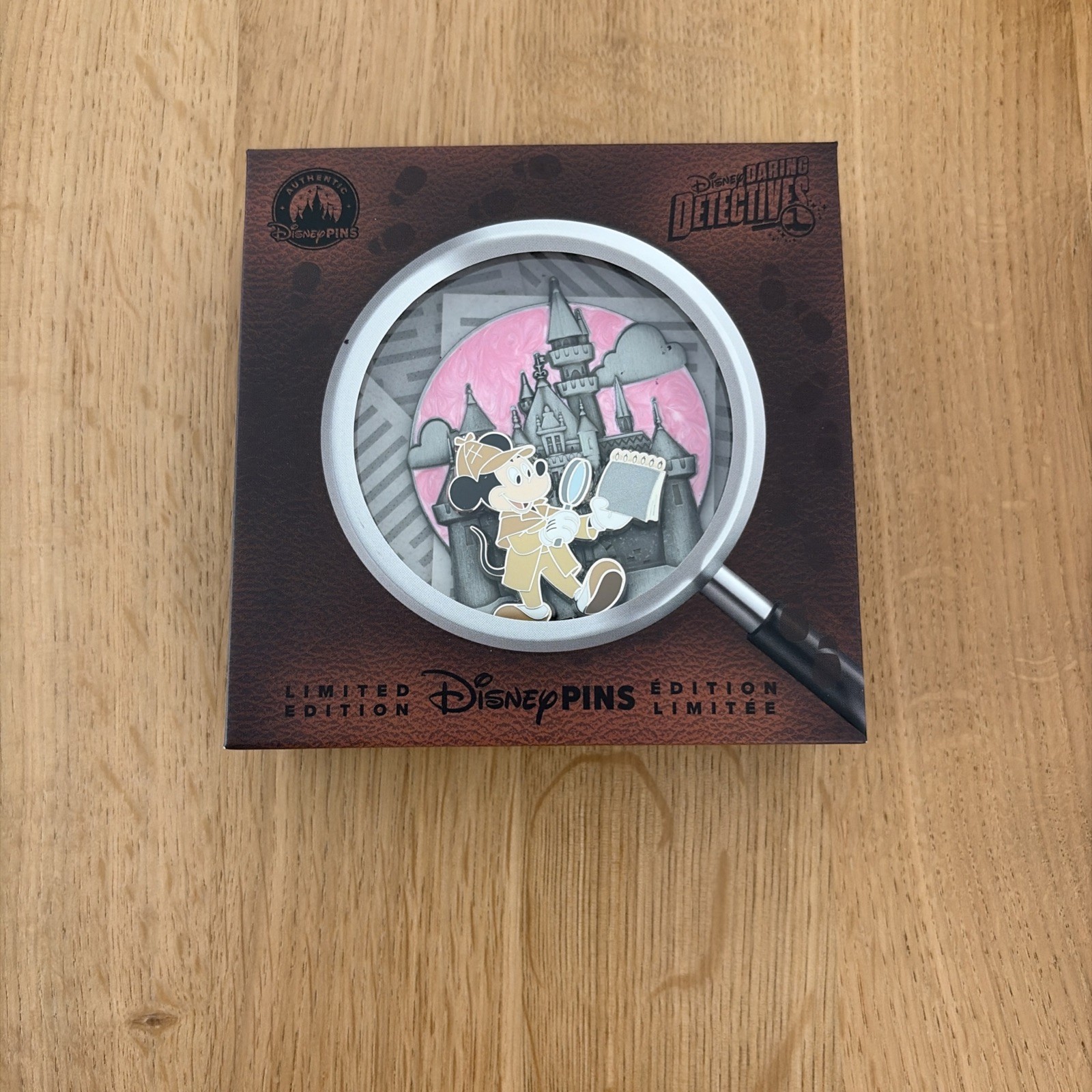 2026 DISNEY PIN DARING DETECTIVES MINI JUMBO PIN MICKEY MOUSE LE4000 2026 DISNEY PIN DARING DETECTIVES MINI JUMBO PIN MICKEY MOUSE LE4000
