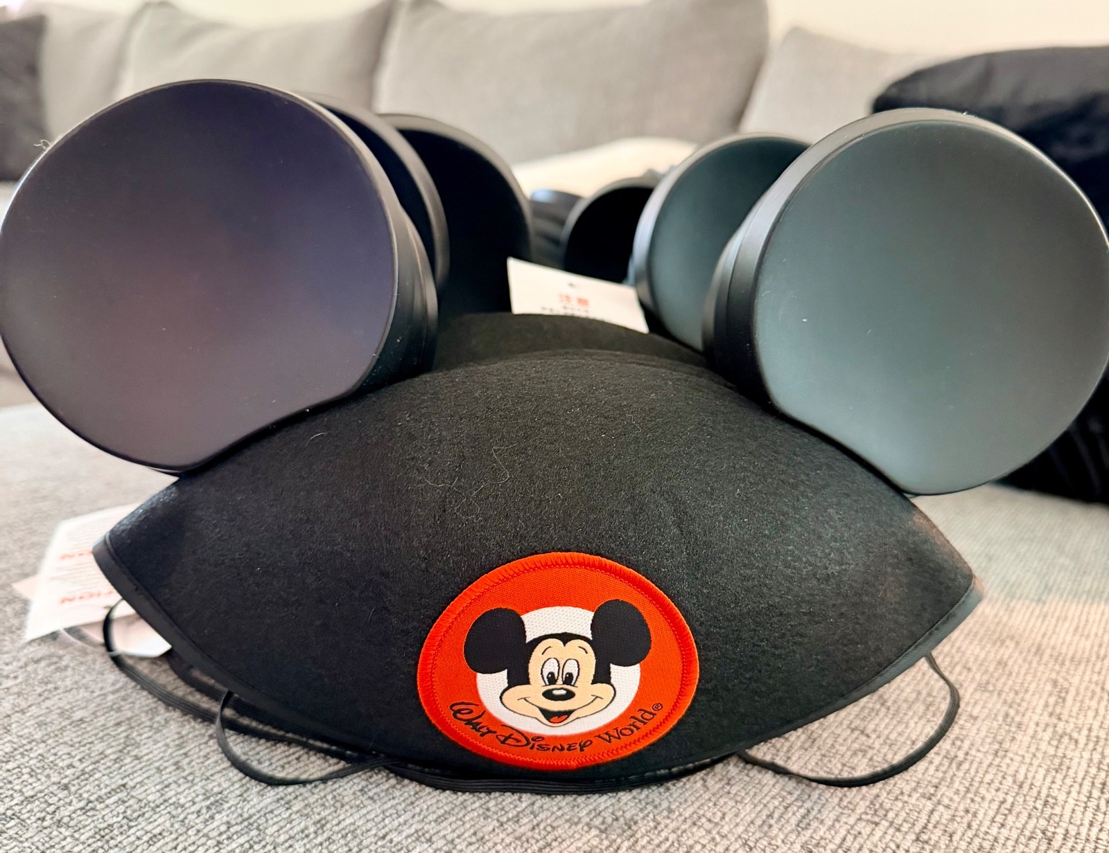 Mickey Mouse Walt Disney World Black Felt Hat & PLASTIC Ears Adult Size Mickey Mouse Walt Disney World Black Felt Hat & PLASTIC Ears Adult Size