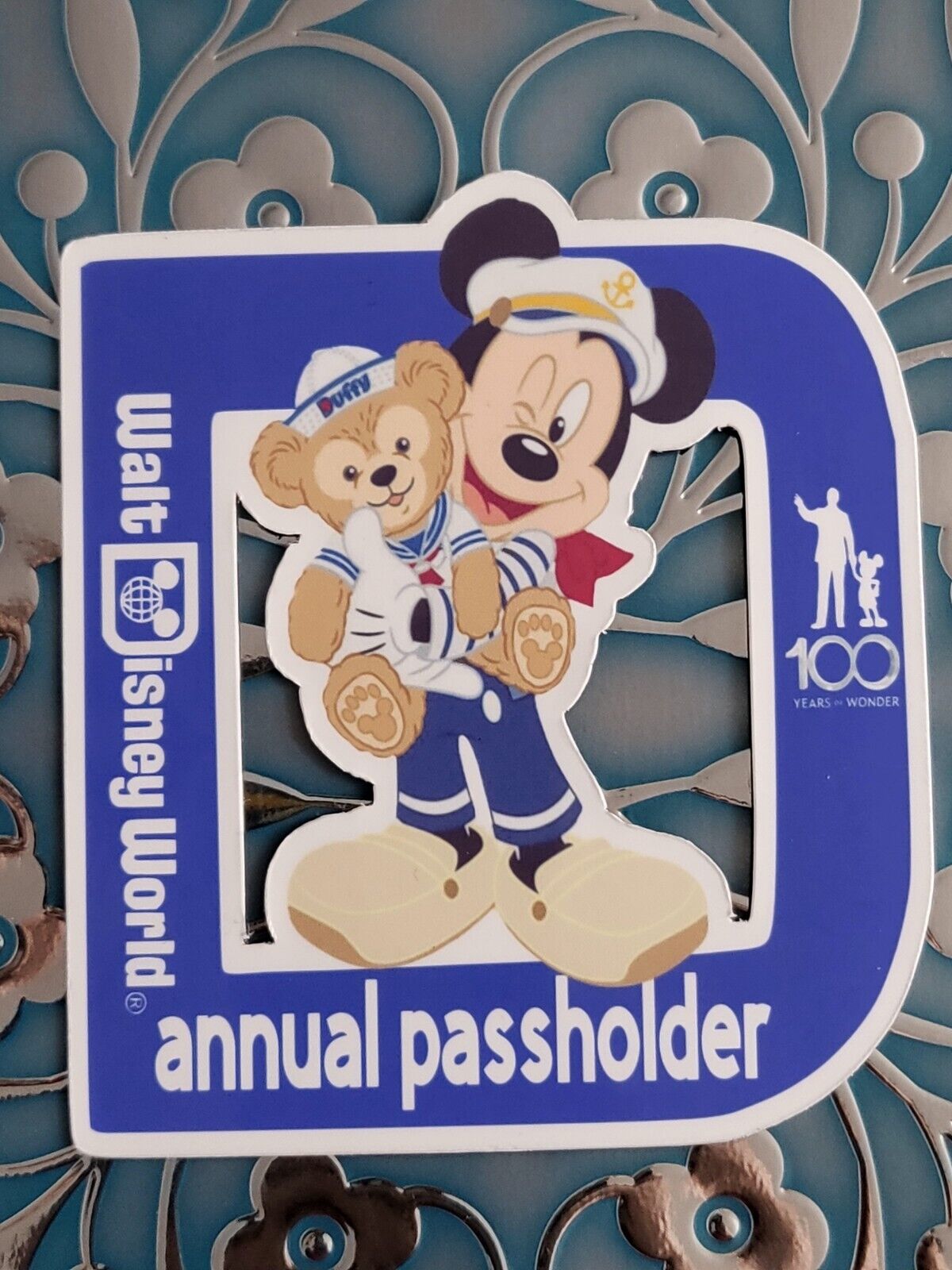 Disney World  Annual Passholder Magnet Mickey Mouse And Duffy Bear  