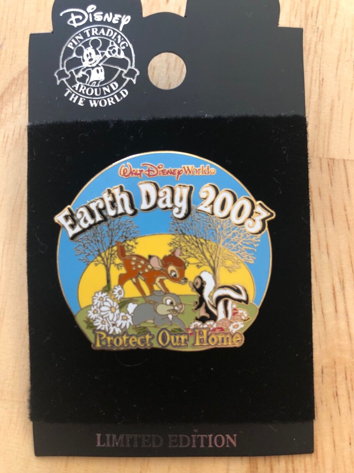 Disney Pin  Earth Day 2003 - Bambi with Thumper and Flower -   NEW