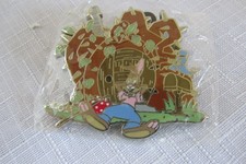2012 Disney Splash Mountain Reveal Conceal Mystery Brer Rabbit & Briar Patch Pin picture
