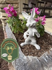 Disney Brer Rabbit Splash mountain Garden Statue Flower Ride Prop Collectible picture