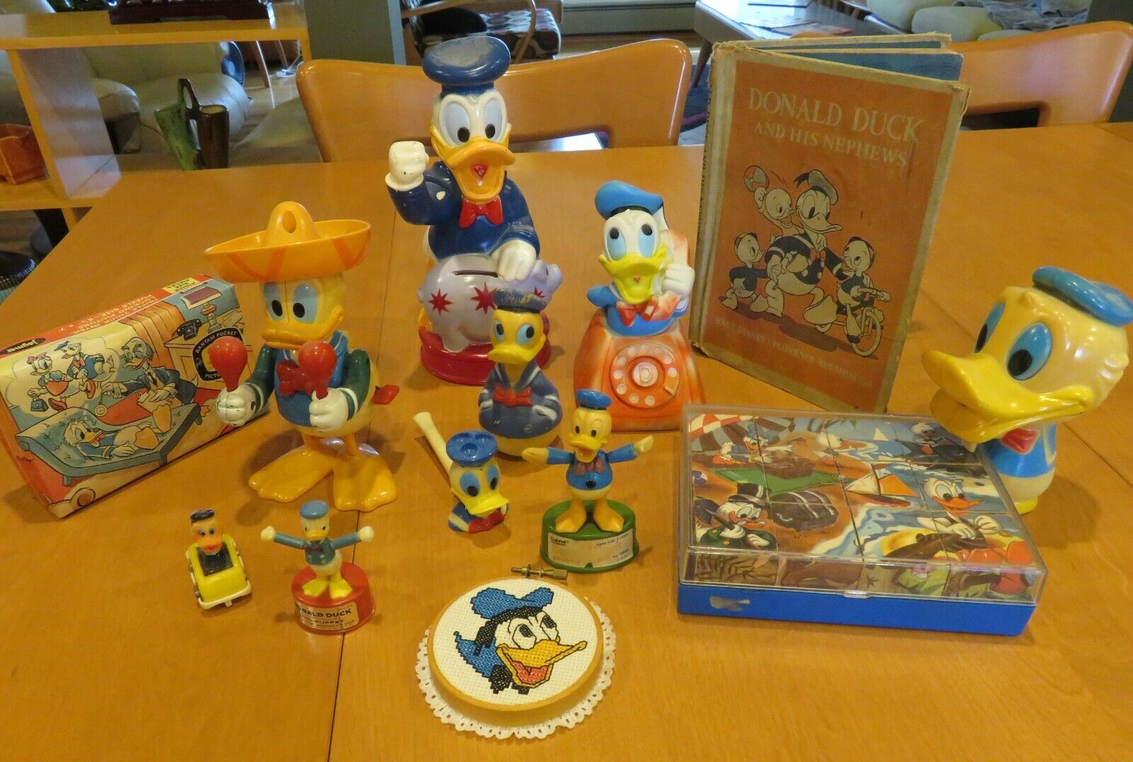 Vintage - Donald Duck Toy Collection Lot