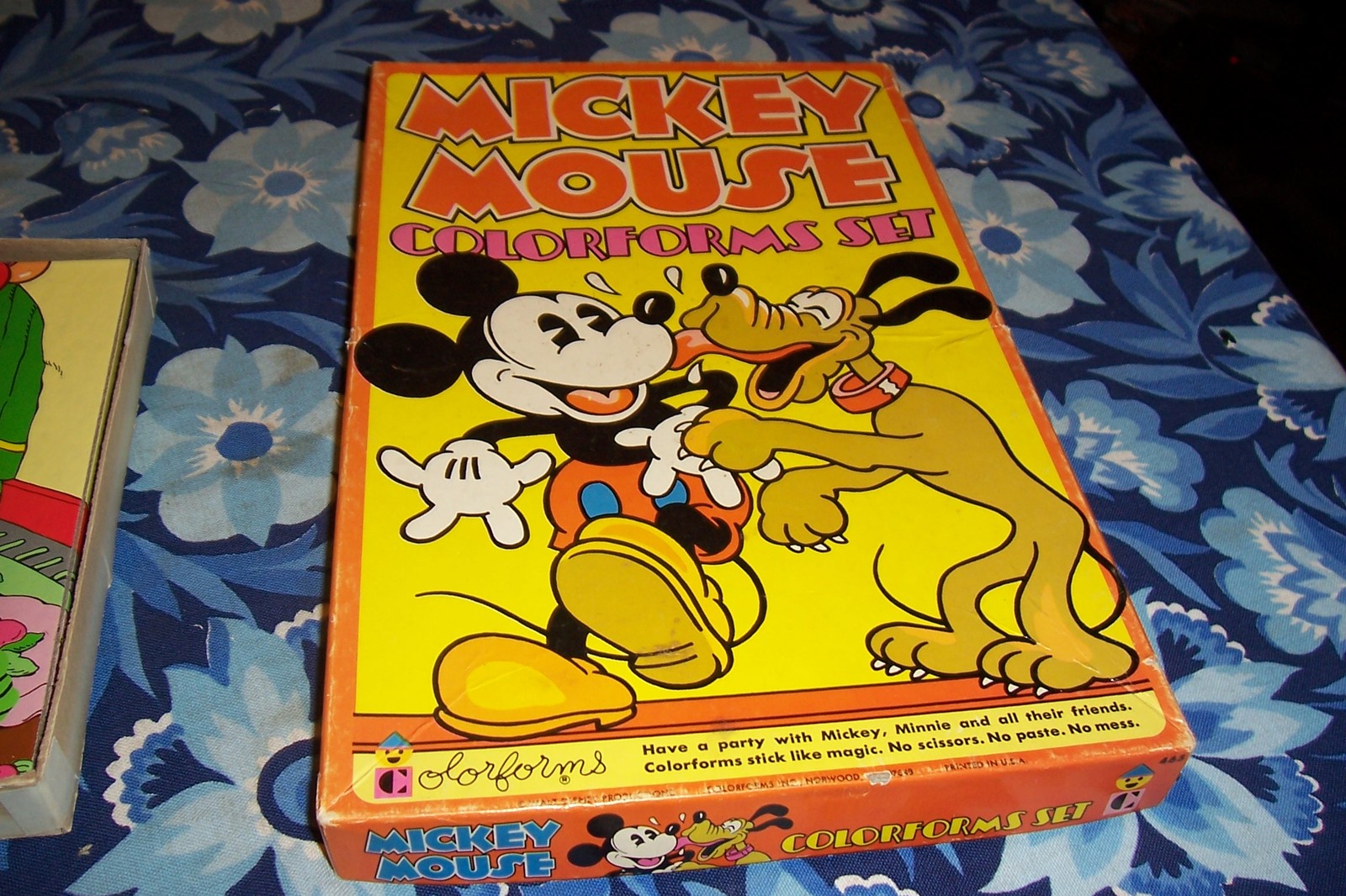 MICKEY MOUSE Colorforms Set No. 465 Mickey, Minnie & Friends for Sale ...