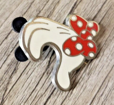 Disney Mini Mouse Glove pin picture