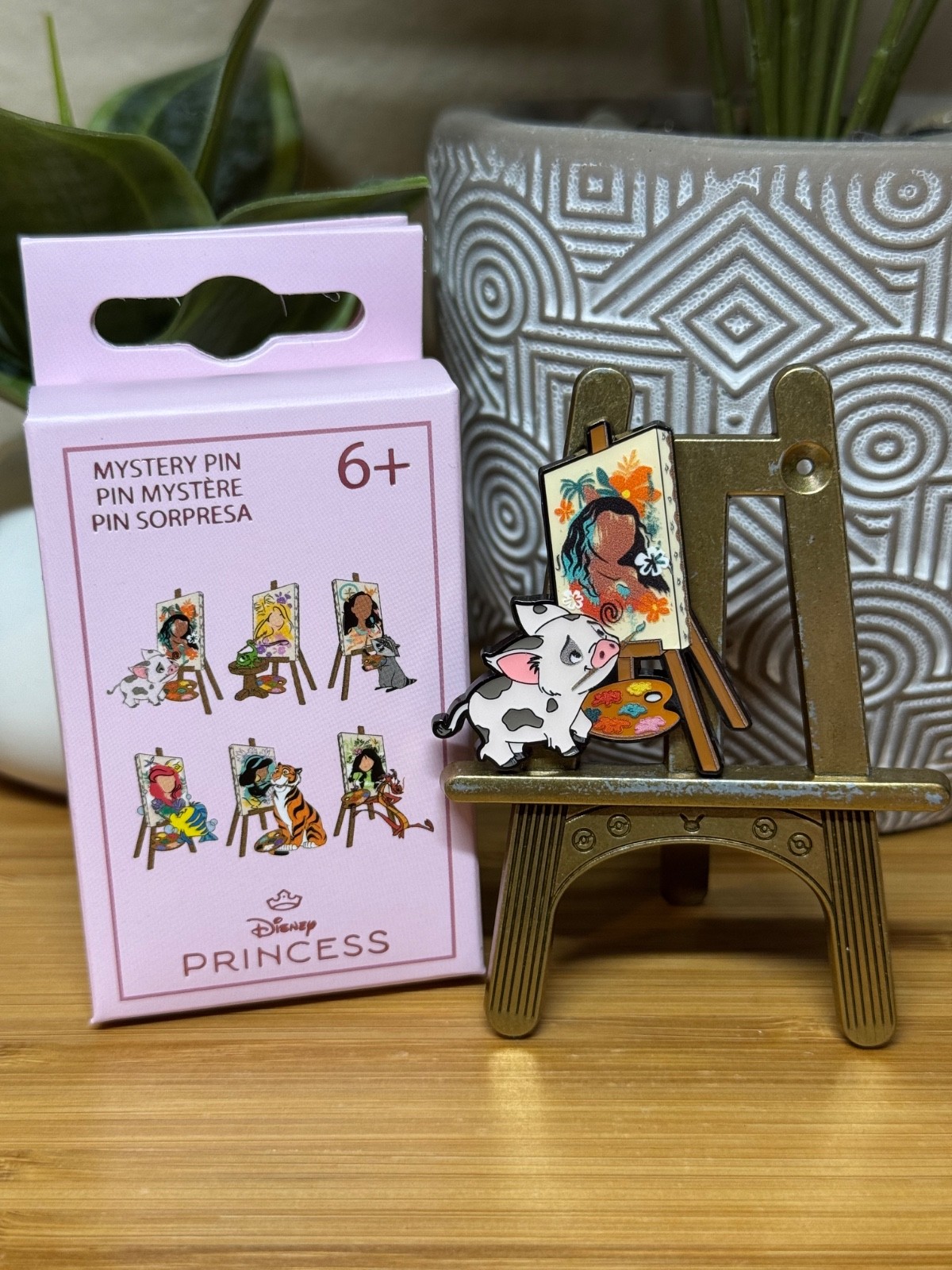 Loungefly Disney Princess Sidekicks Painting Blind Box Enamel Pin - You Choose Loungefly Disney Princess Sidekicks Painting Blind Box Enamel Pin - You Choose