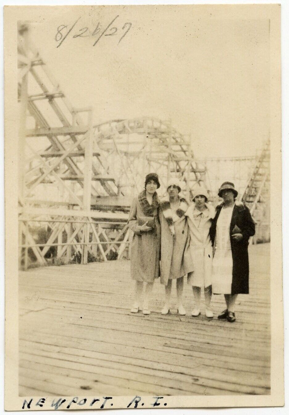 1927 4 LADIES NEWPORT, RI ROLLER COASTER FASHION VINTAGE SNAPSHOT PHOTO
