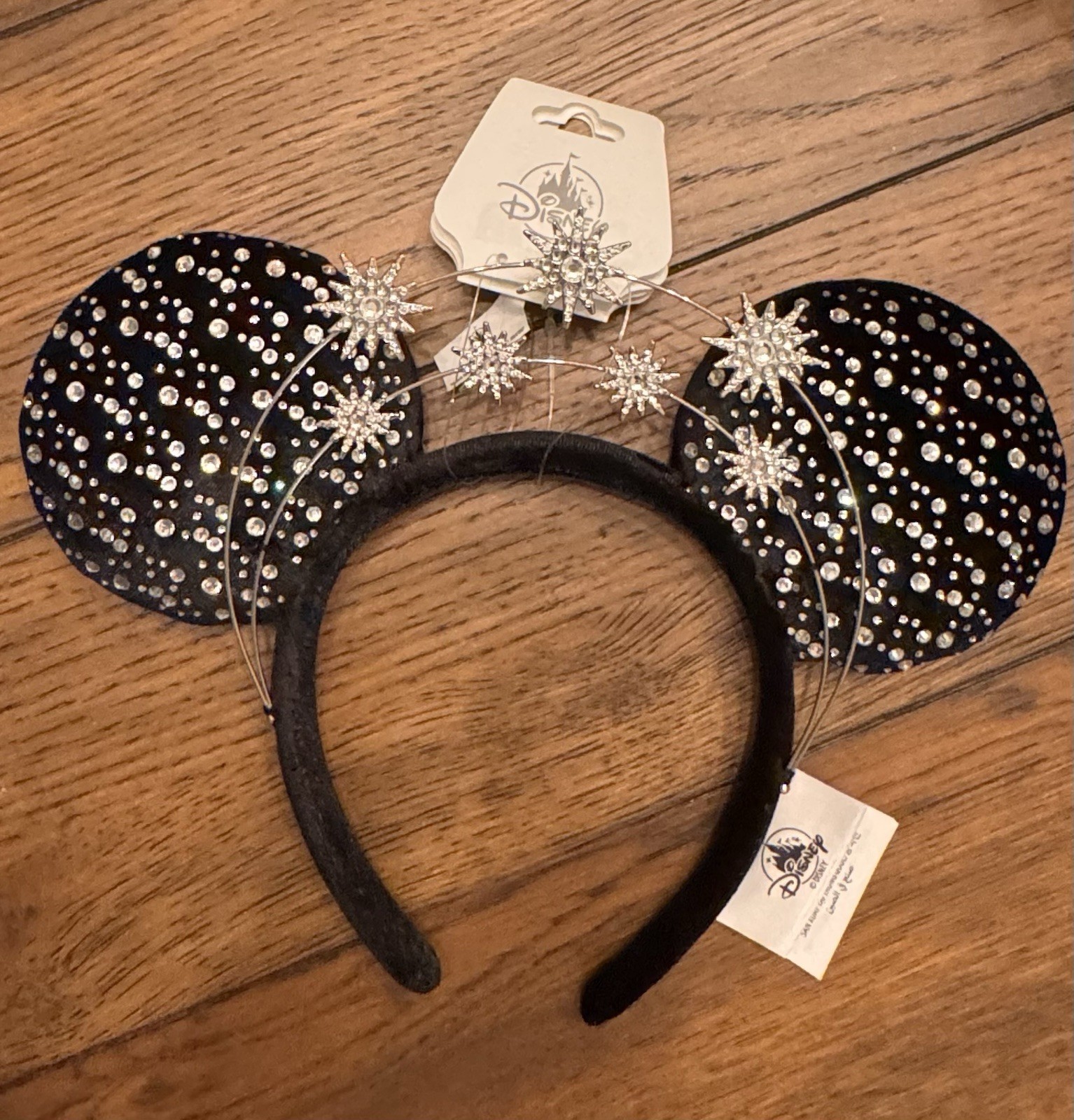 2026 Disney Parks Black Star Sparkle Rhinestone Minnie Mouse Ears Headband NWT 2026 Disney Parks Black Star Sparkle Rhinestone Minnie Mouse Ears Headband NWT