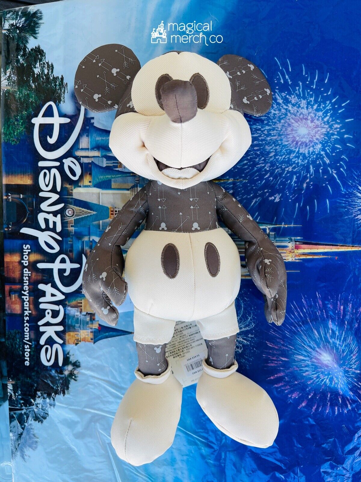 Disney Parks Mickey Mouse Memories Limited Release November Plush New With Tags