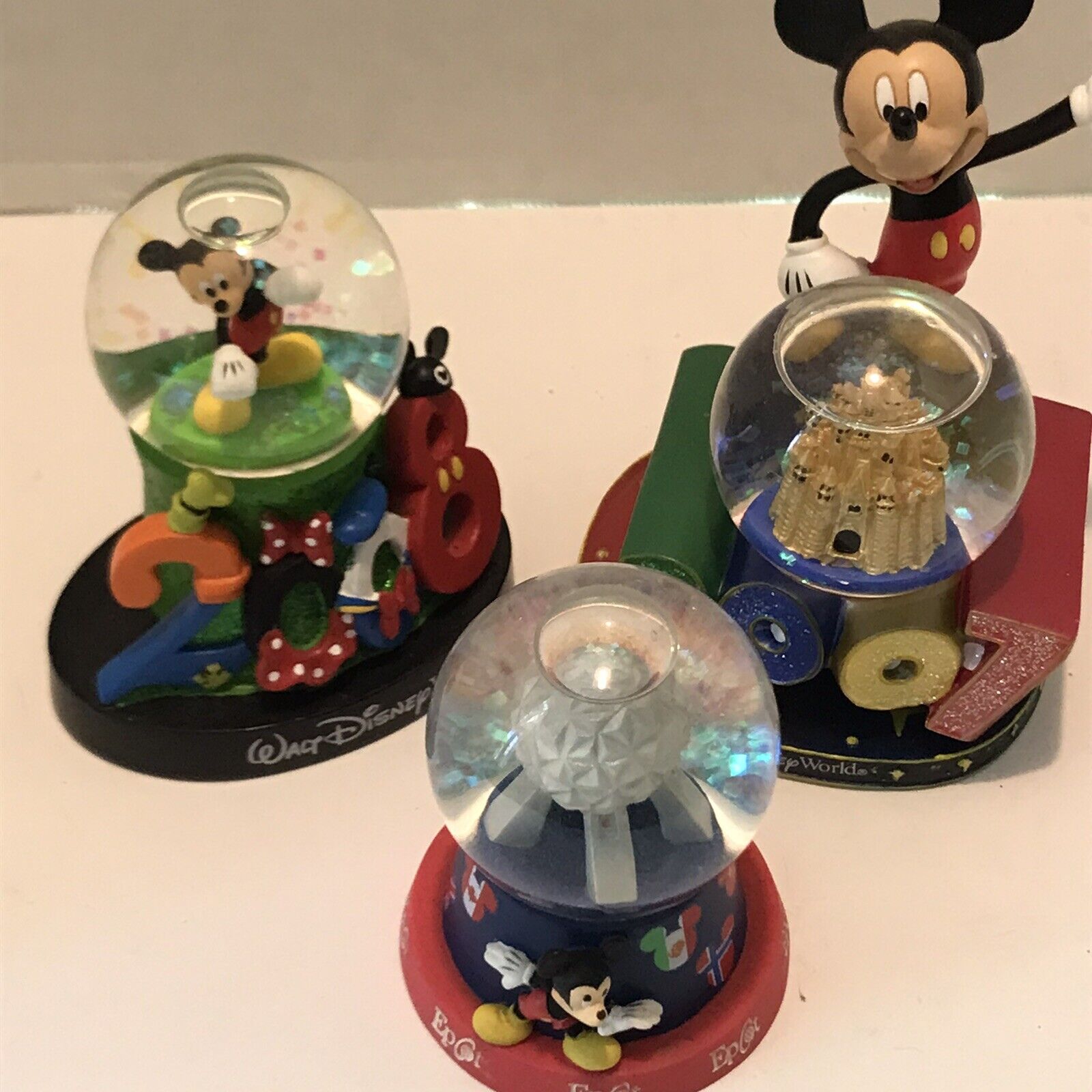Disney Mini Snow Globe Figurine Collection Lot of 3 2007 2008 Epcot Mickey Mouse