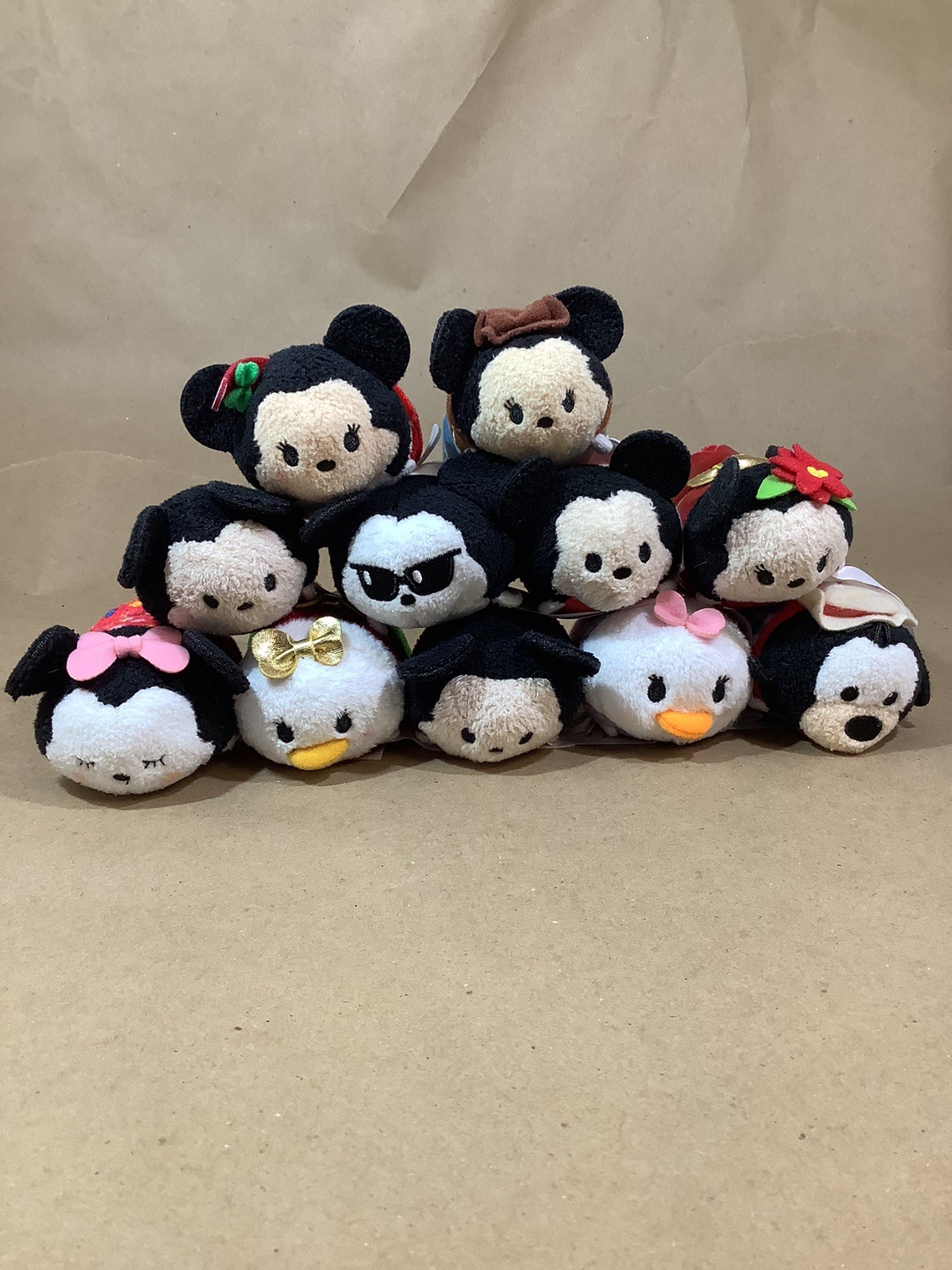 Disney Tsum Tsum Mickey Minnie Mouse Daisy Duck Plush Lot Of 11 Mini Disney Tsum Tsum Mickey Minnie Mouse Daisy Duck Plush Lot Of 11 Mini
