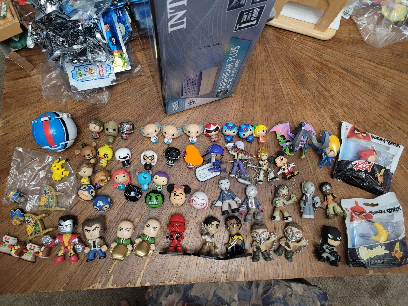 Funko Lot Of 50 Pieces Pint Size Heroes, Mystery Minis Disney Dc Marvel Pikachu