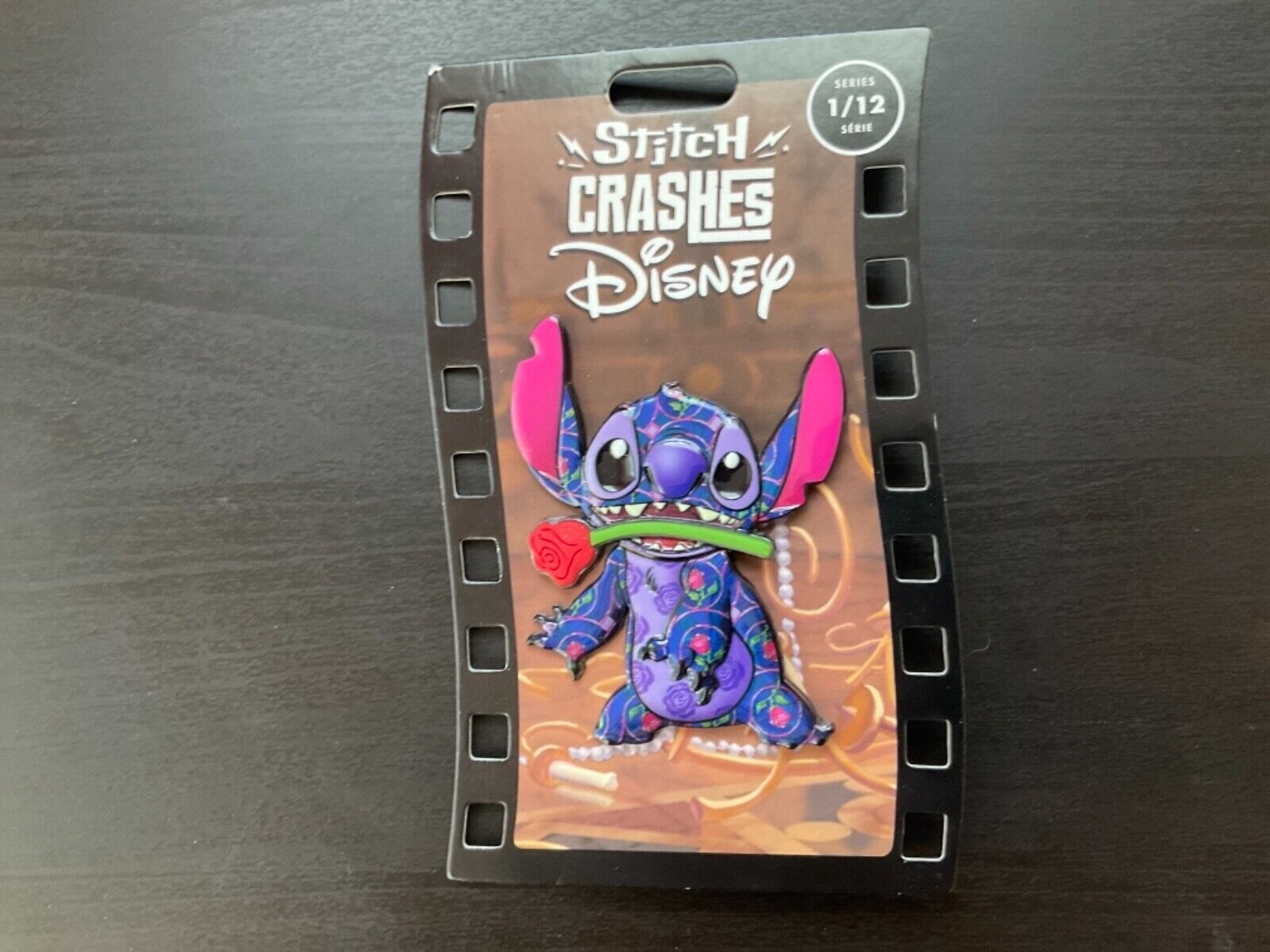 Disney Stitch Crashes Disney Pin Limited Release Jumbo pin
