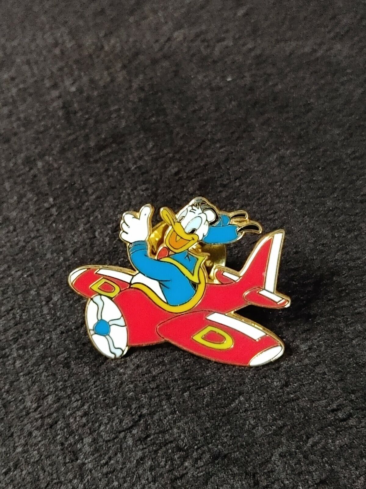 Disney Trading Pin Donald Duck Red Airplane Pilot Plane Flying Travel Co Vintage