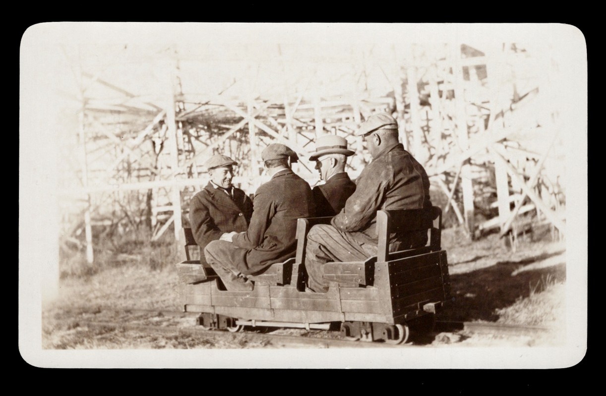 COLORADO ROLLER COASTER CONSTRUCTION CO MEN TEST CAR ~1930s AMUSEMENT PARK PHOTO