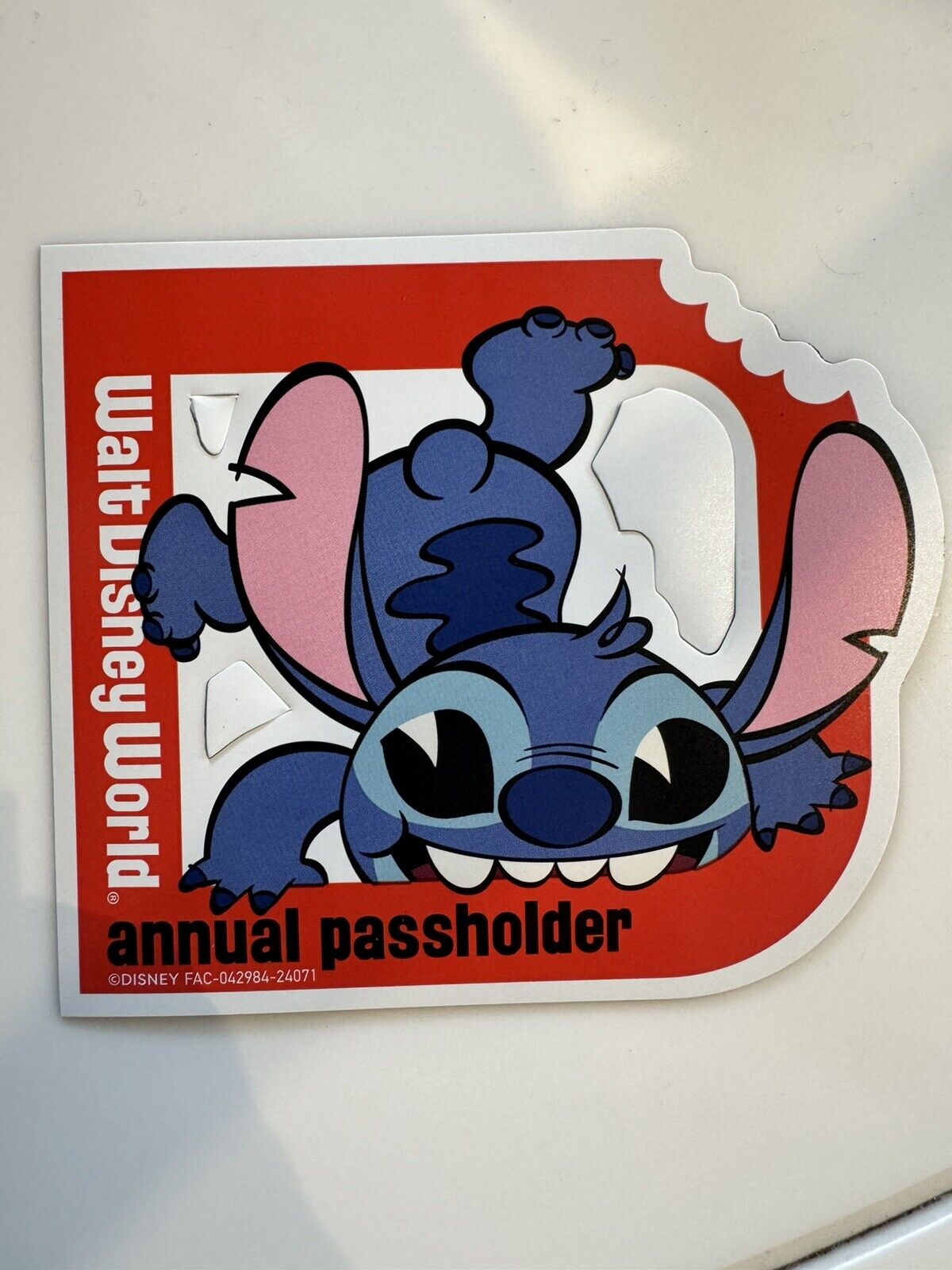 Authentic NEW Walt Disney World Annual Passholder Exclusive Magnet Stitch 2024