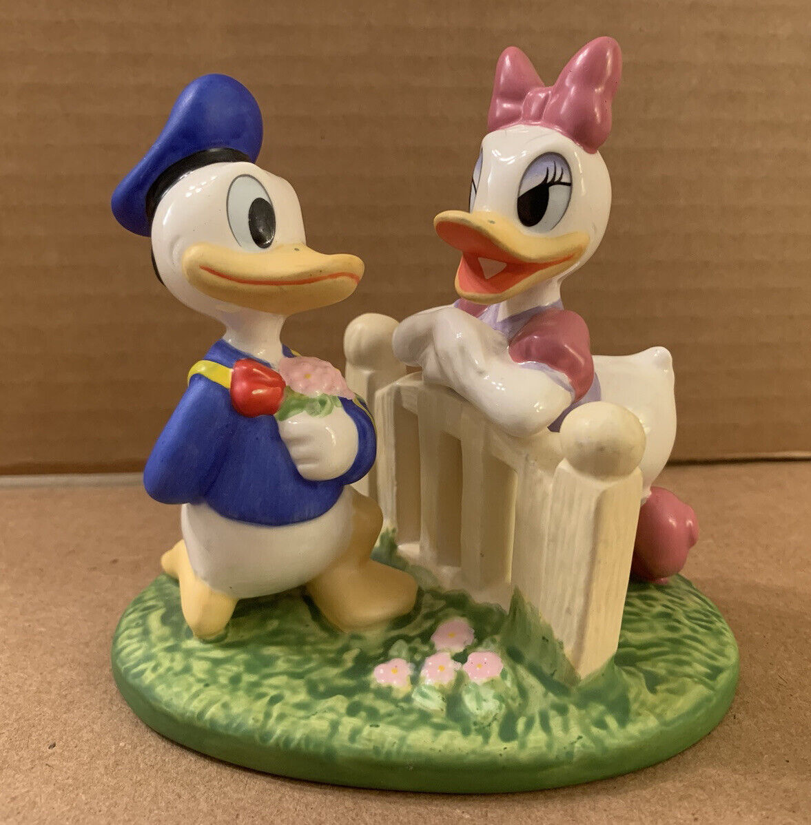 Donald Duck Daisy Duck Figurine Ceramic Porcelain Disney Vintage Flowers Fence