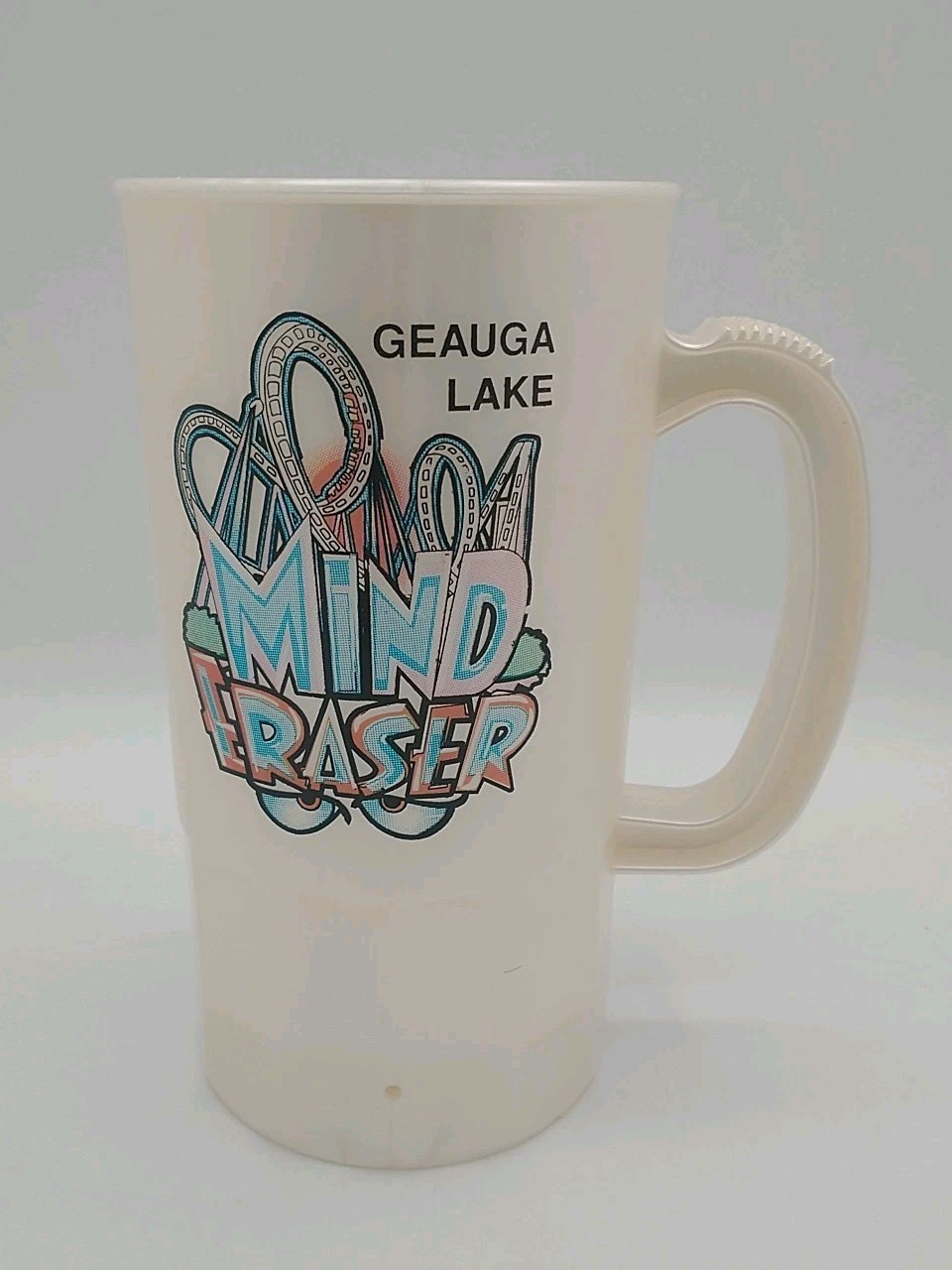 Vtg Geauga Lake Aurora, Ohio Mind Eraser Roller Coaster Super Liter Plastic Mug Vtg Geauga Lake Aurora, Ohio Mind Eraser Roller Coaster Super Liter Plastic Mug