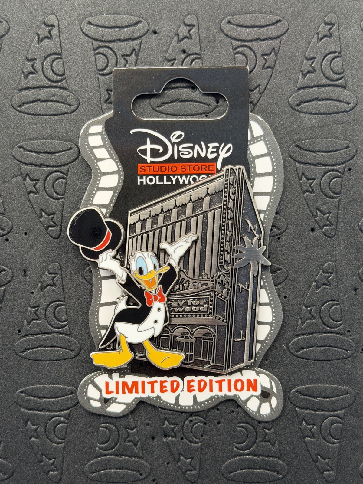2026 Disney DSSH PIN El Capitan Theatre 100th Donald Duck LE 400 D23 2026 Disney DSSH PIN El Capitan Theatre 100th Donald Duck LE 400 D23